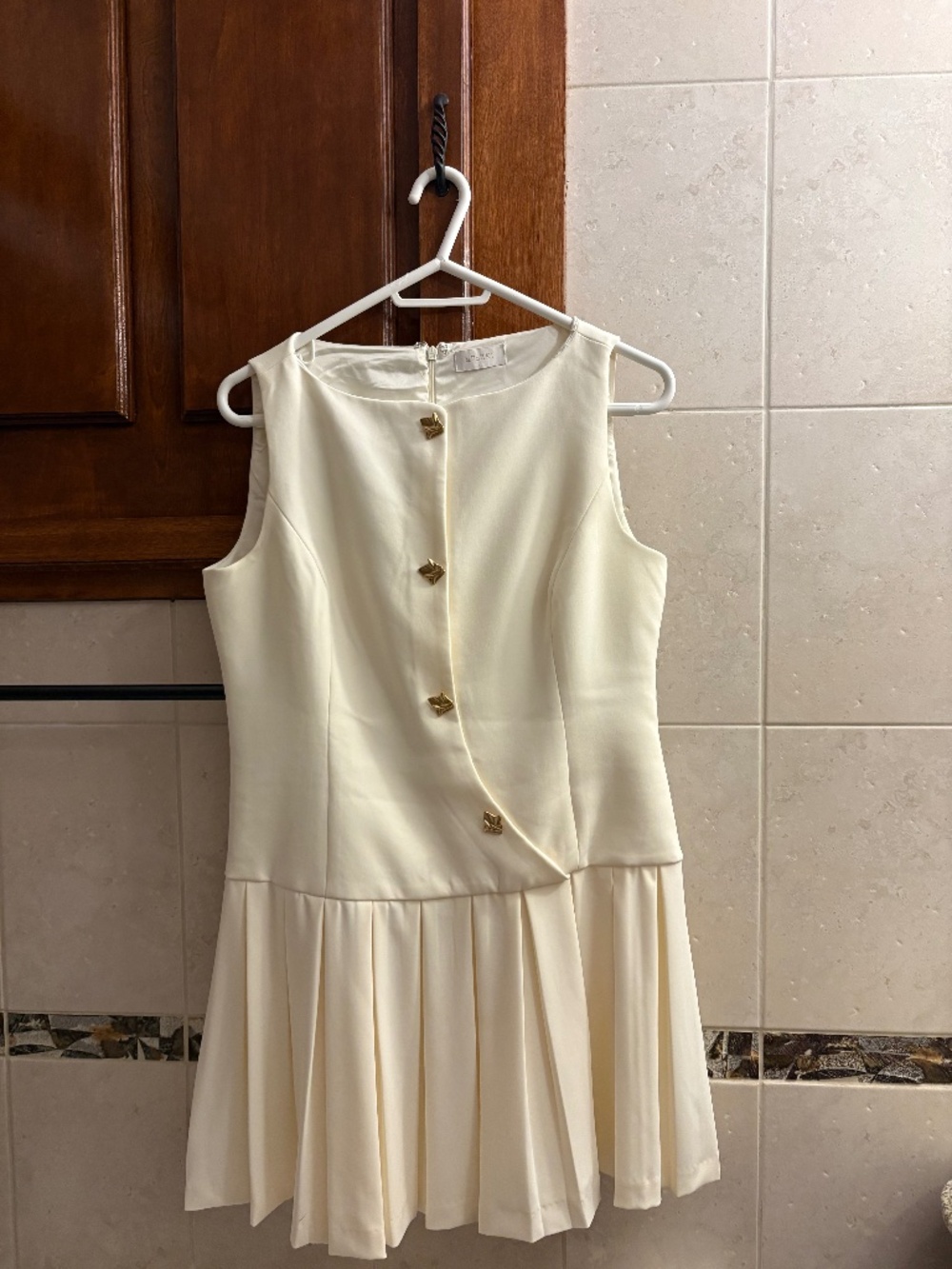 Meshki Mackenzie Sleeveless pleated mini skirt dress
